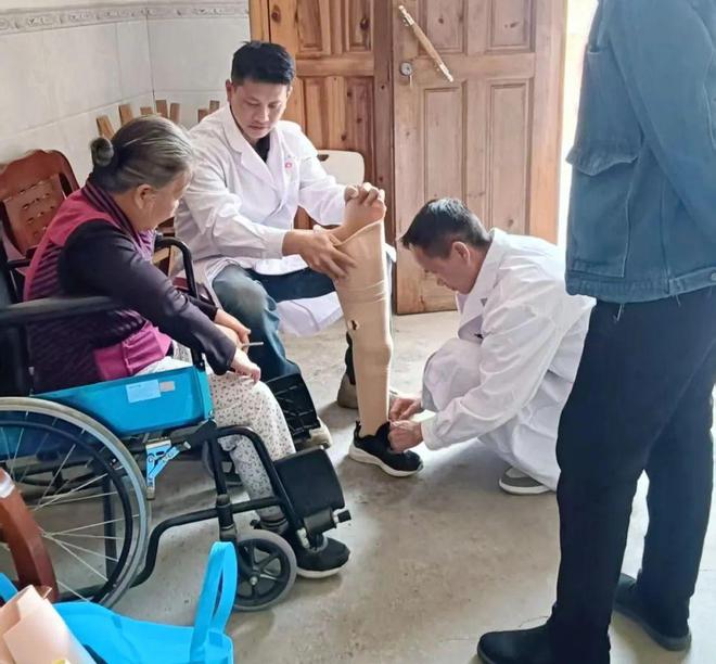 关爱无界限 回访暖人心(图2)