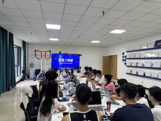 以赛促教 自贡这所学院培育青年“双创”沃土(图4)