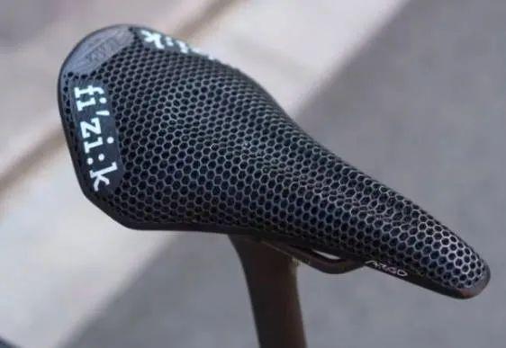 3D打印坐垫已被革命百亿级市场潜力：环法自行车赛前十名有七名都用了3D打印坐垫中国也已大量出货(图2)