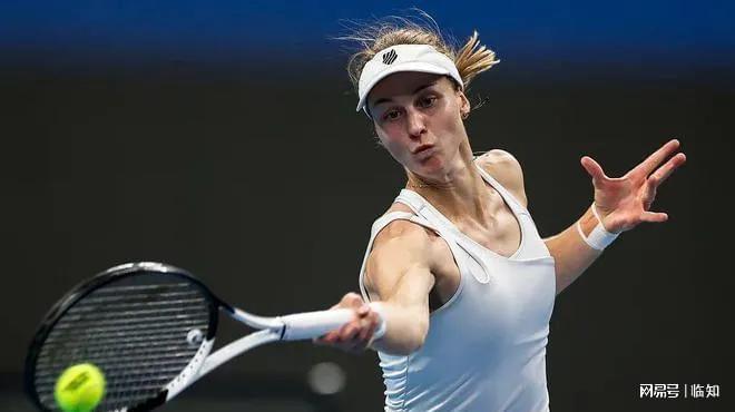 法网女单八强战：郑钦文7-6、1-66-3力克萨姆索诺娃晋级八强(图7)