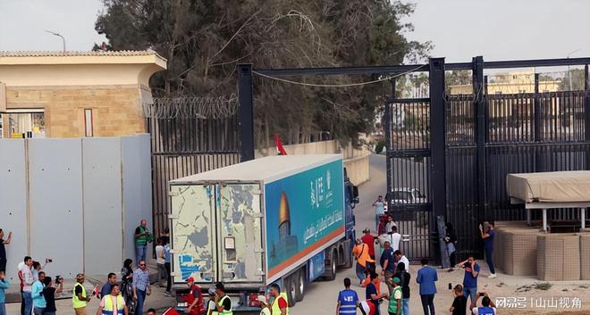 加沙饥饿婴儿画面曝光营养不良死亡数万网友 来卖惨当寄生虫(图11)