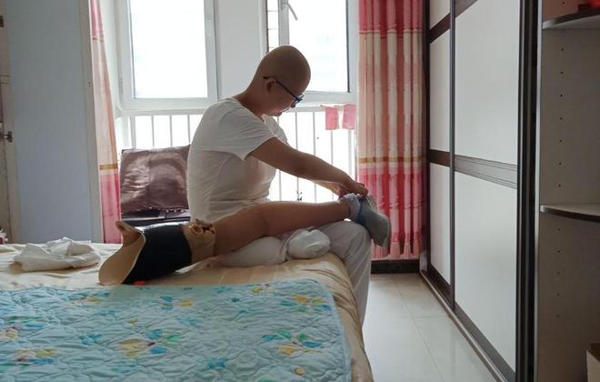 2012年河北女孩7年花200万抗癌亲友劝放弃怒道：我凭啥该死(图22)