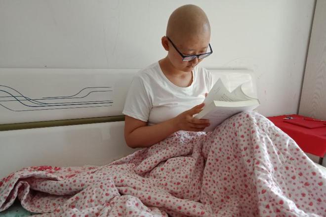 2012年河北女孩7年花200万抗癌亲友劝放弃怒道：我凭啥该死(图27)