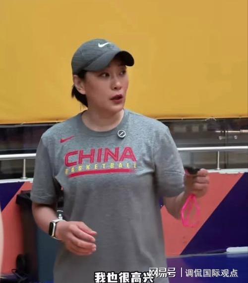 女篮名将李昕与巩晓彬分手后嫁知识分子又离婚如今单身无儿女(图5)